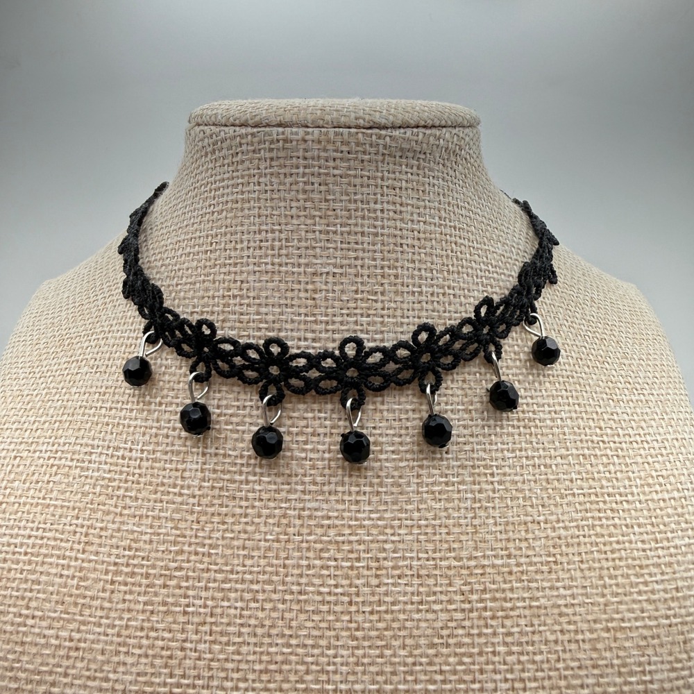 Gothic Moody Witchy Floral Tatting Beaded Choker One Size Black